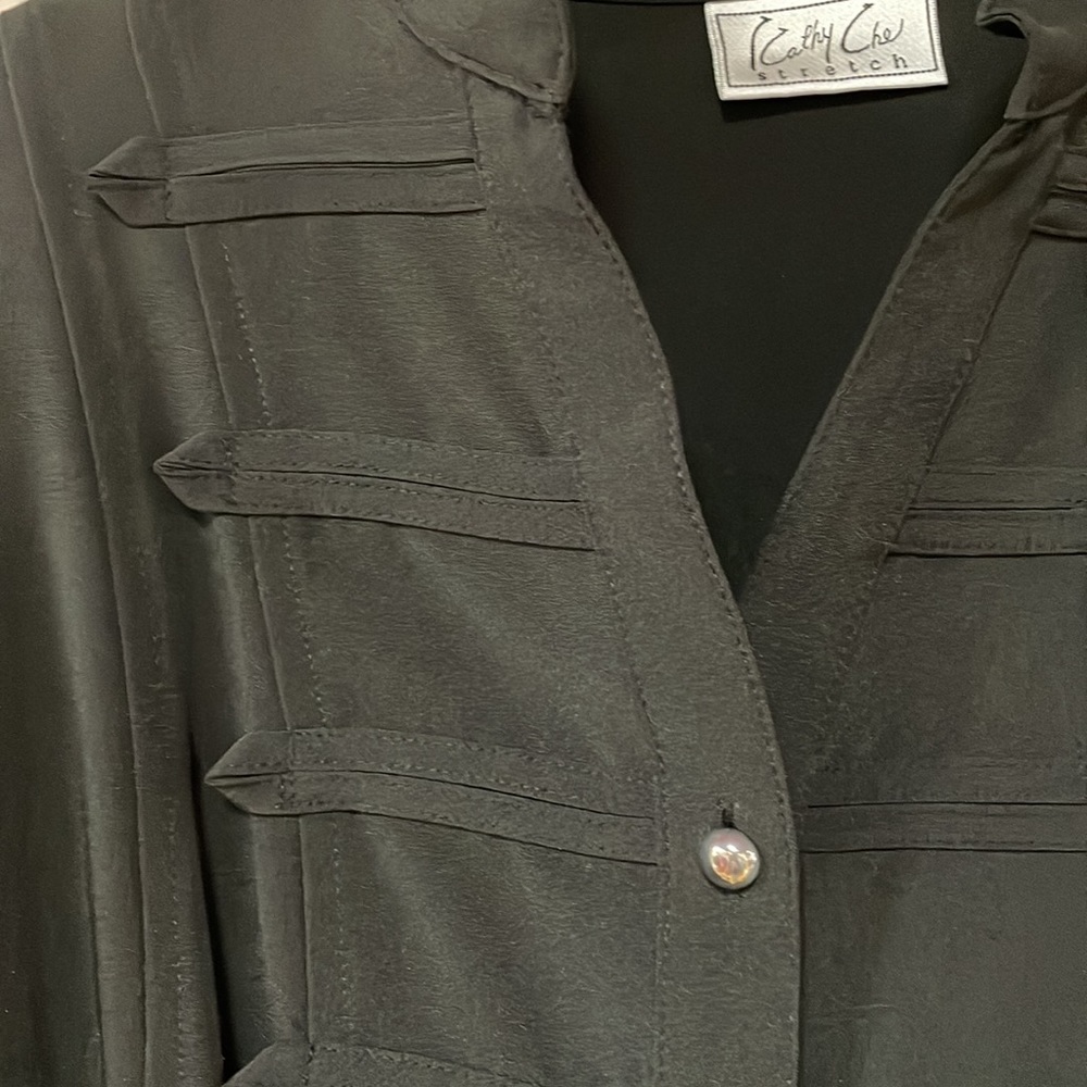 Kathy Che Black Stretch Button Down Top Sz S - Picture 5 of 5